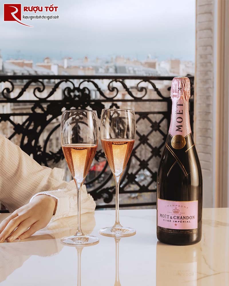 Rượu Champagne Moet & Chandon Rose