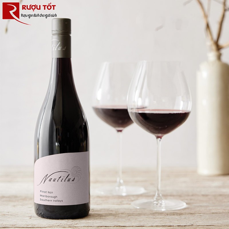 nautilus pinot noir