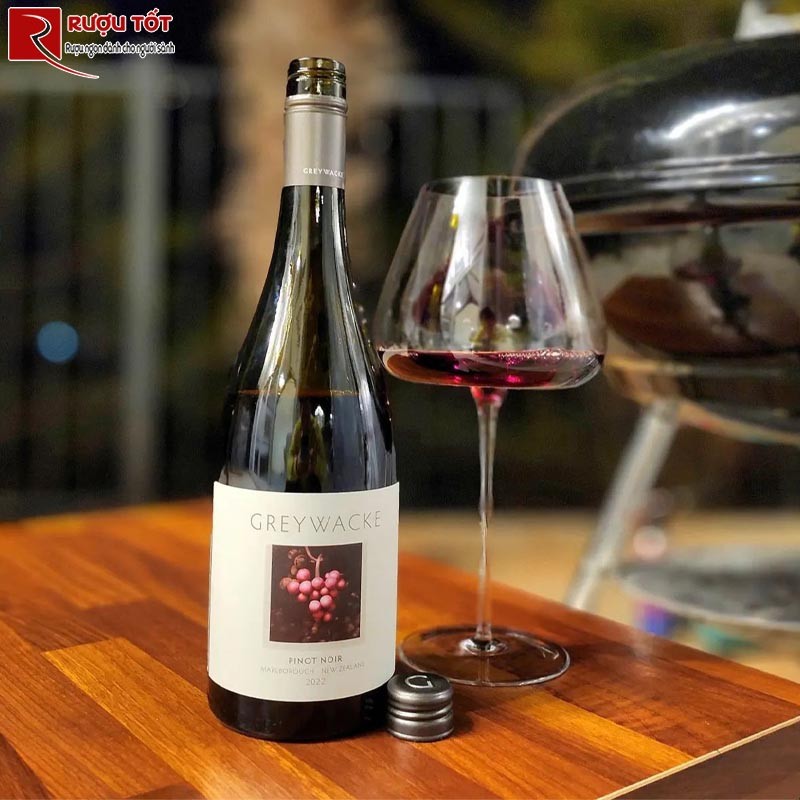 Rượu Vang Greywacke Pinot Noir