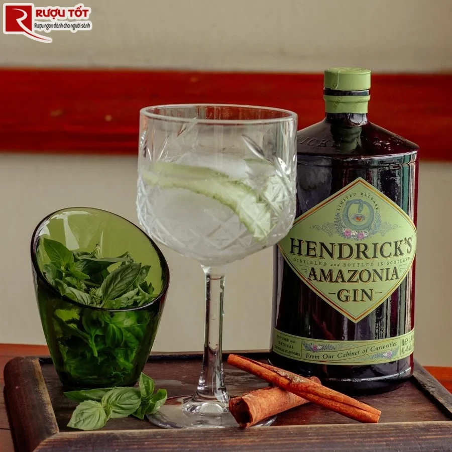 Rượu Gin Amazonia