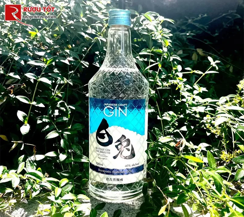 Rượu Gin Nhật Hakuto