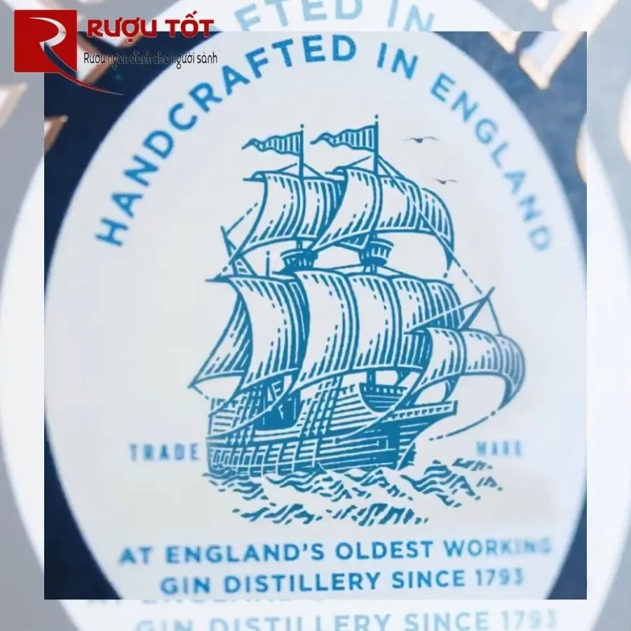 Rượu Gin Plymouth