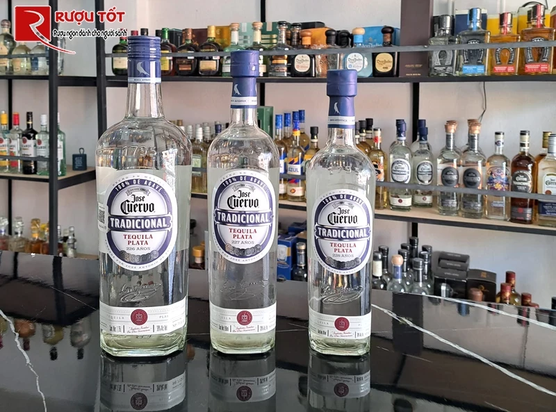 Rượu Tequila Jose Cuervo Tradicional Plata