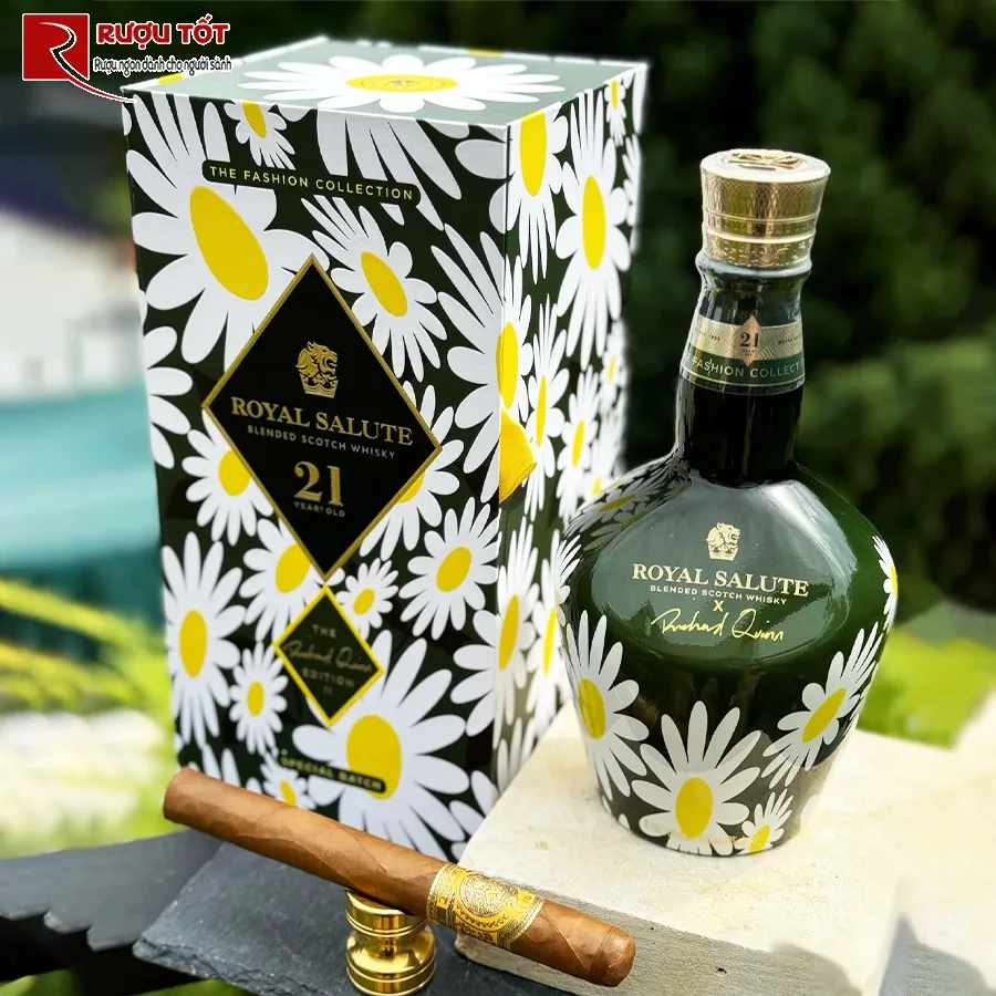 Chivas 21 Richard Quinn Daisy