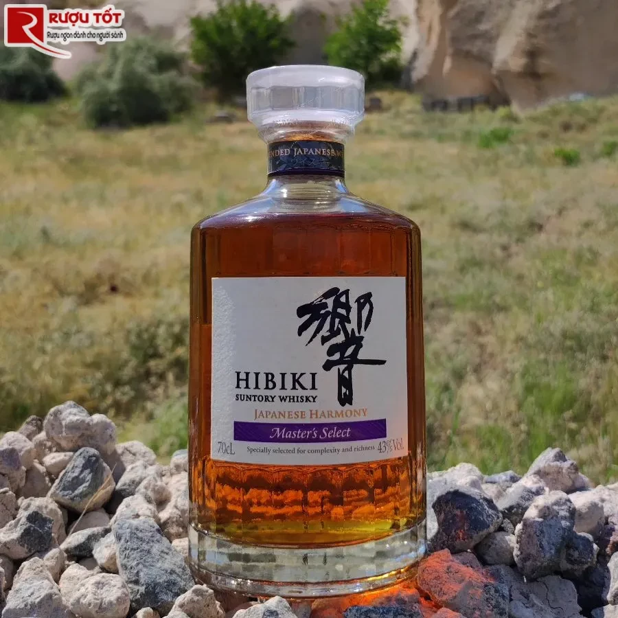 Rượu Hibiki Master Select