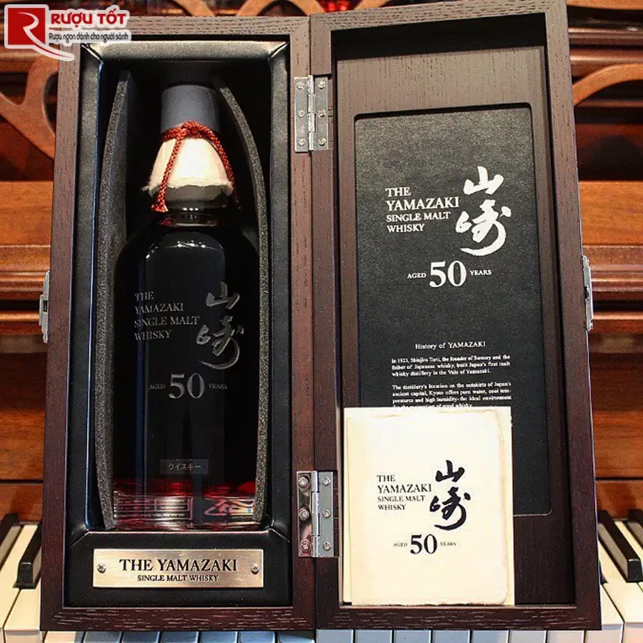 Rượu Yamazaki 50 Years 700ml