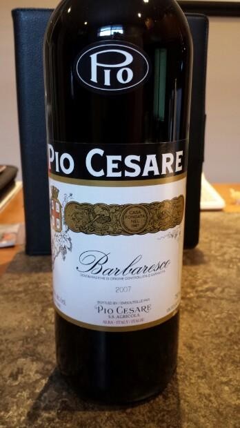 Vang Ý Pio Cesare Barbaresco Thượng hạng