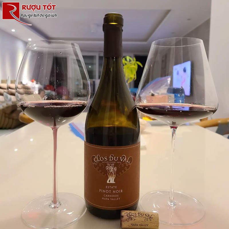 vang Mỹ Clos du Val Pinot Noir