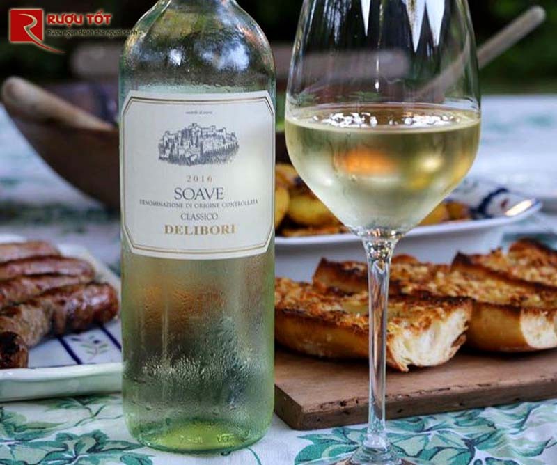 Rượu vang Soave Delibori