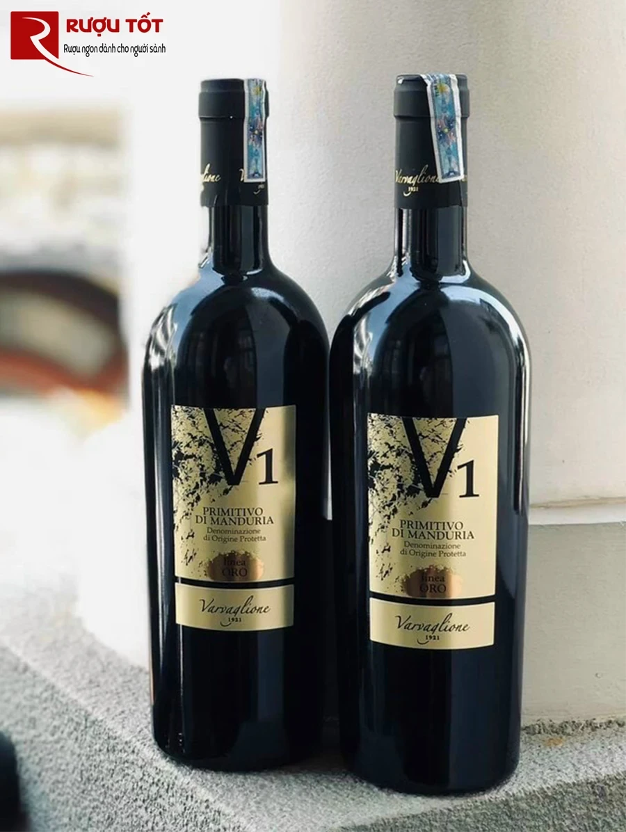 ruou vang v1 primitivo di manduria