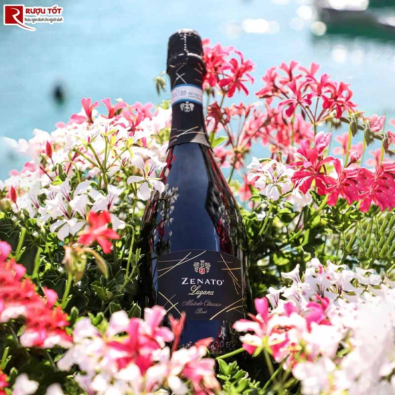 Vang nổ Zenato Lugana Brut Metodo Classico