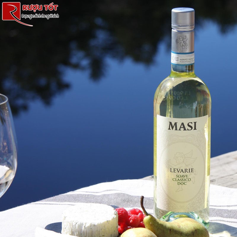 Vang trắng Masi Soave Levarie