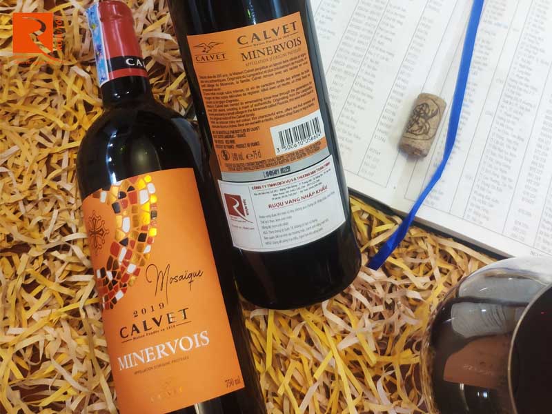 Rượu vang Pháp Calvet Minervois Mosaifue