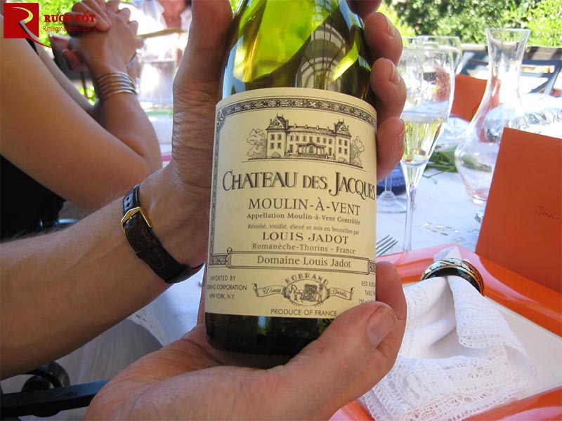 Rượu Chateau des Jacques Moulin A Vent Louis Jadot