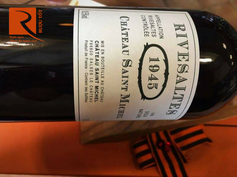 Rượu vang Château St Michel Rivesaltes 1945