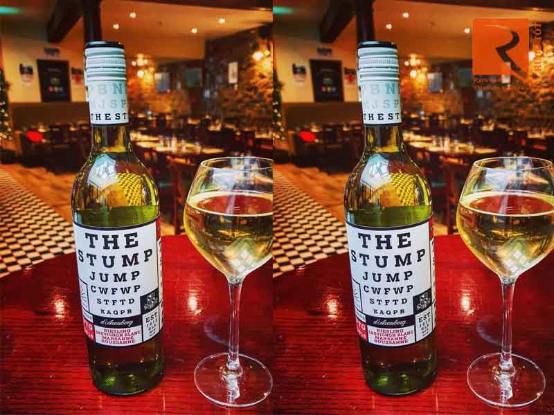 Rượu vang The Stump Jump Riesling Sauvignon Marsanne