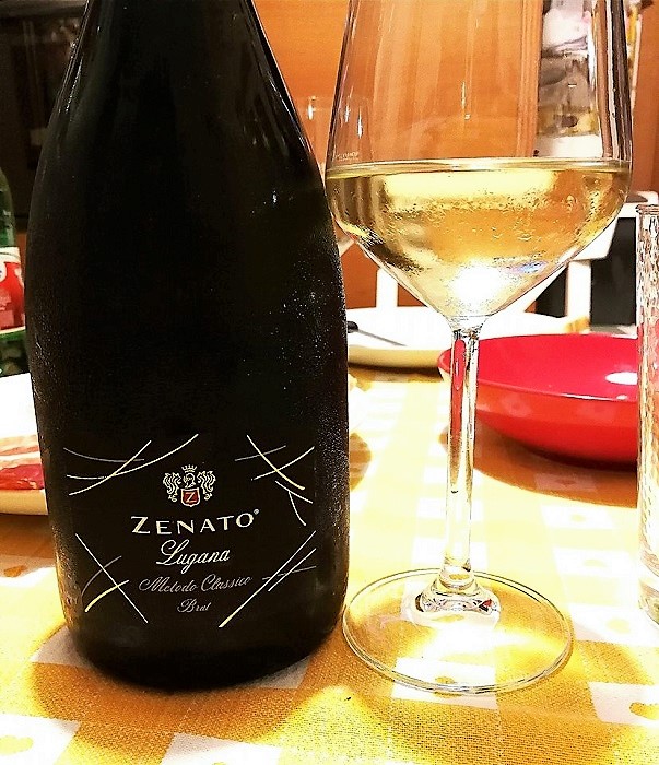 Rượu sâm banh Zenato Lugana Brut