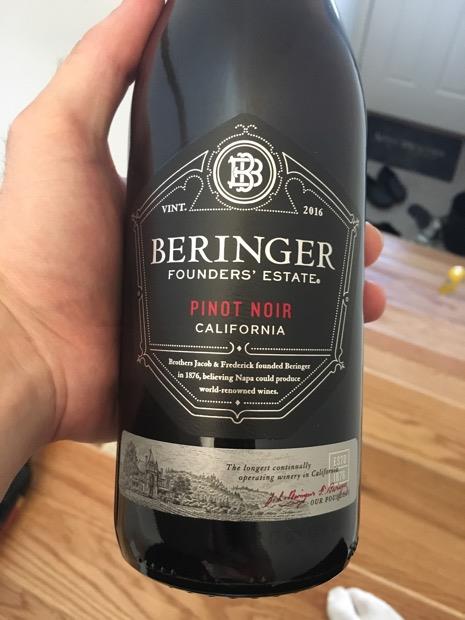 Rượu vang Beringer Founders' Estate (Red - White)