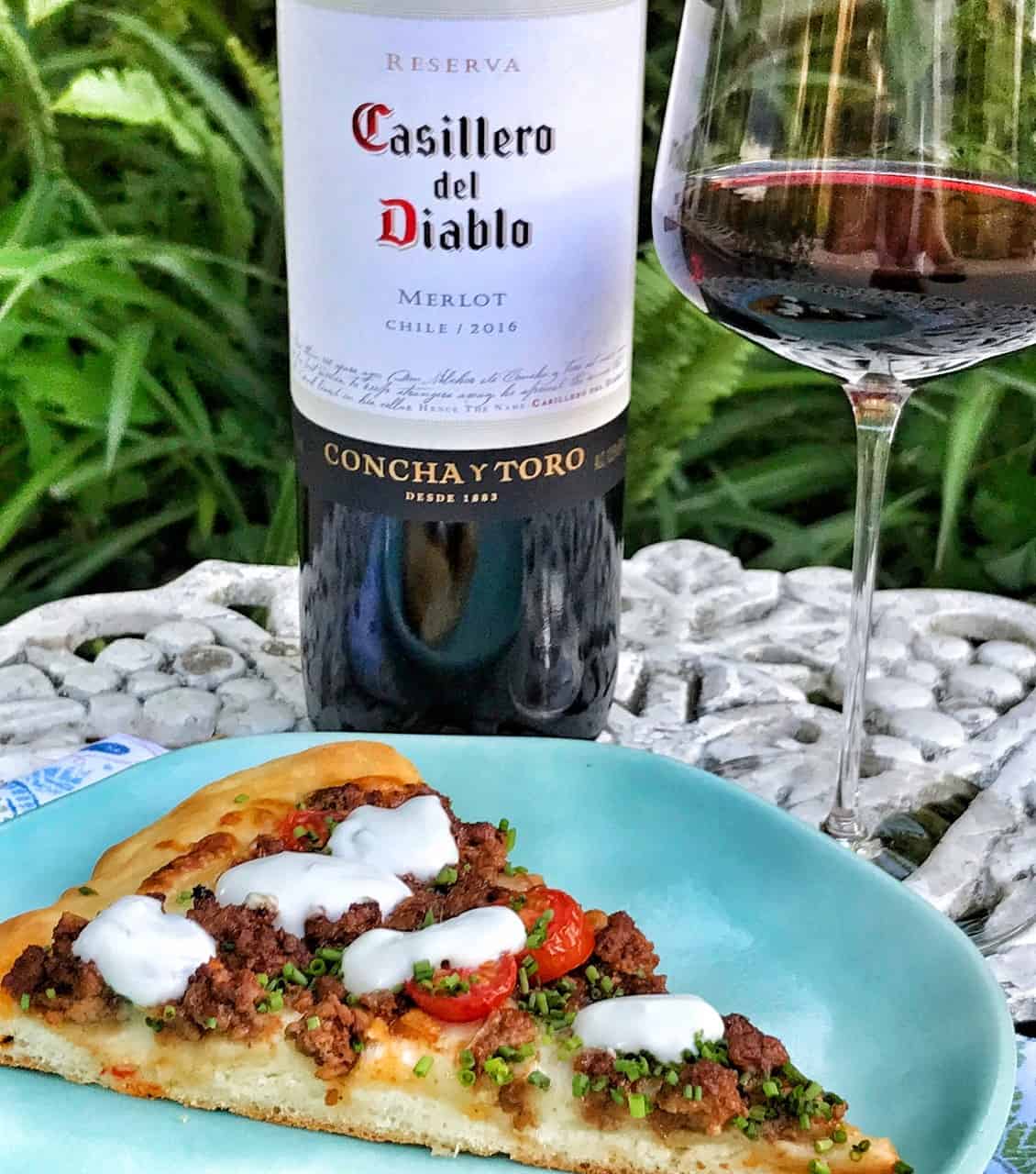 Rượu vang Chile Casillero Del Diablo Merlot Reserva