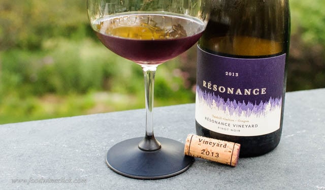 Rượu vang Resonance Vineyard Pinot Noir