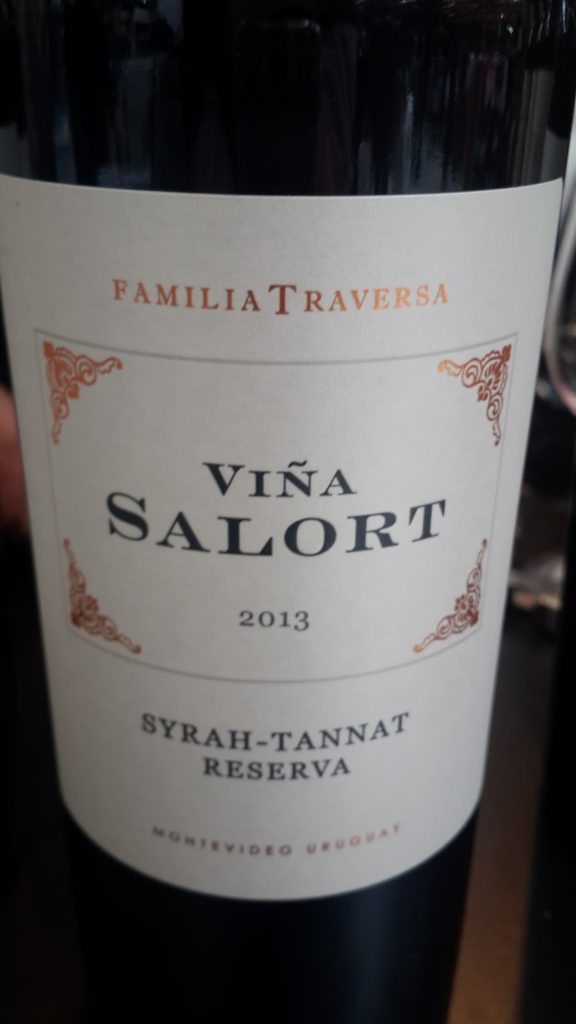 Vang đỏ Urugoay Grupo Traversa Vina Salort Syrah Tannat Roble Reserve