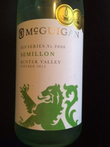 Vang Úc McGuigan Bin 9000 Semillon