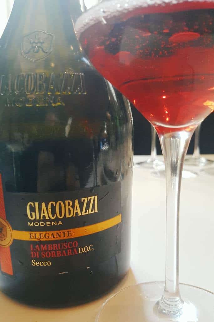 Vang Ý Giacobazzi 1 Lambrusco Di Sorbara Elegante