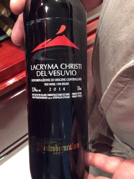 Vang Ý Mastroberardino Lacryma Christi Del Vesuvio Rosso